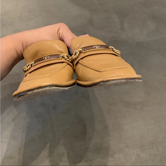 Tory Burch Perrine Loafer Pump with Logo Vamp Bit  6M Tan Square Toe Leather - Picture 5 of 11